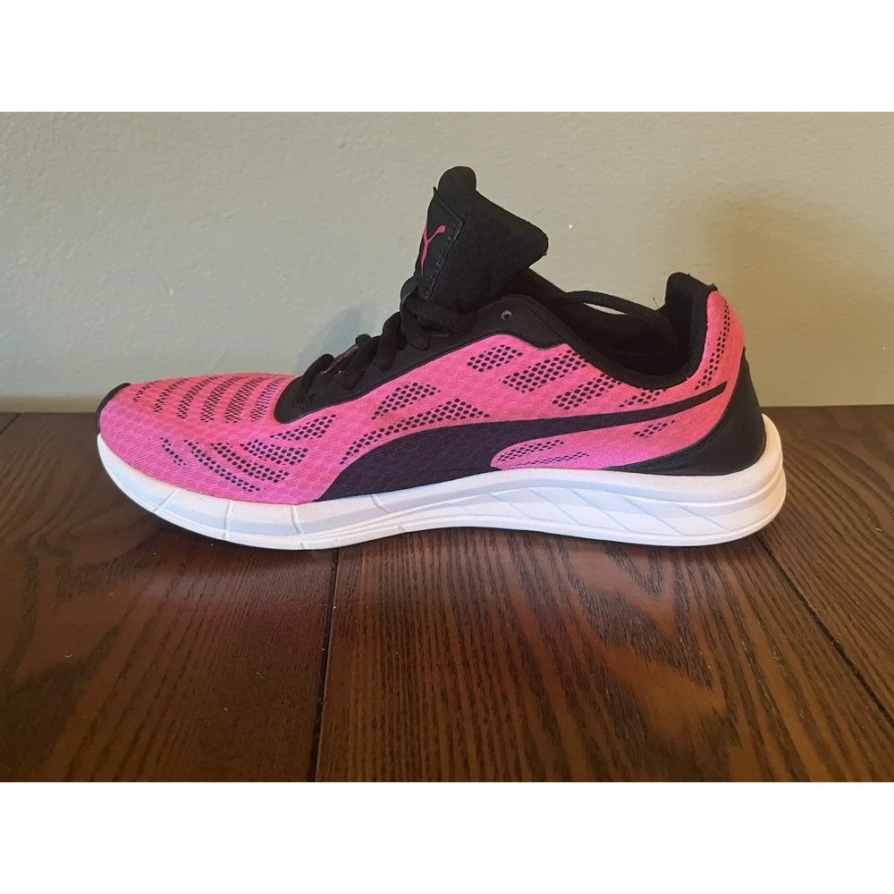 PUMA Factory FTWRF/FVNRF Pink / Black Lace Up Women's Size 38.5 EU / 8US